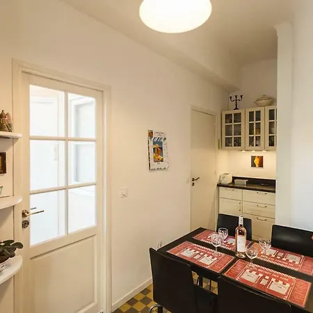 Apartman Center Nice,1 , 2 Balcons