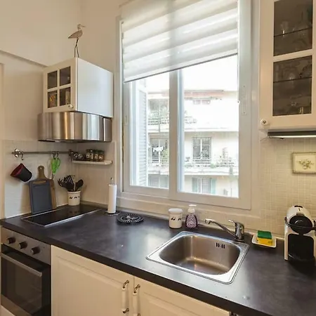 Center Nice,1 , 2 Balcons