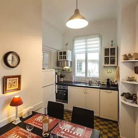 Center Nice,1 , 2 Balcons *