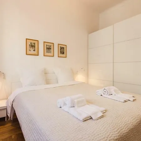 Center Nice,1 , 2 Balcons Apartment Nice