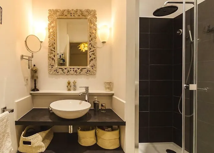 Appartement Center Nice,1 , 2 Balcons *