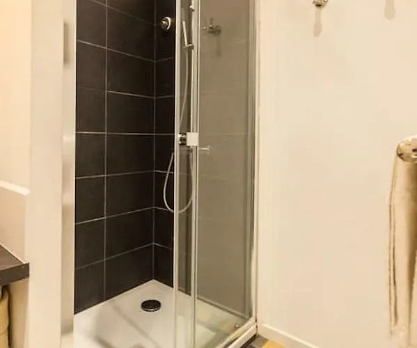 Center Nice,1 , 2 Balcons Nizza