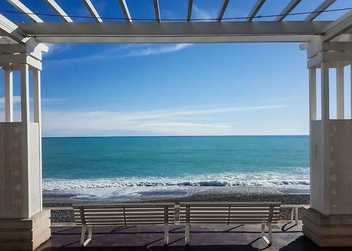 Center Nice,1 , 2 Balcons Appartement