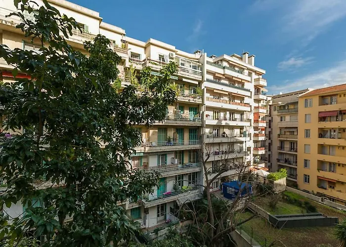 Appartement Center Nice,1 , 2 Balcons *